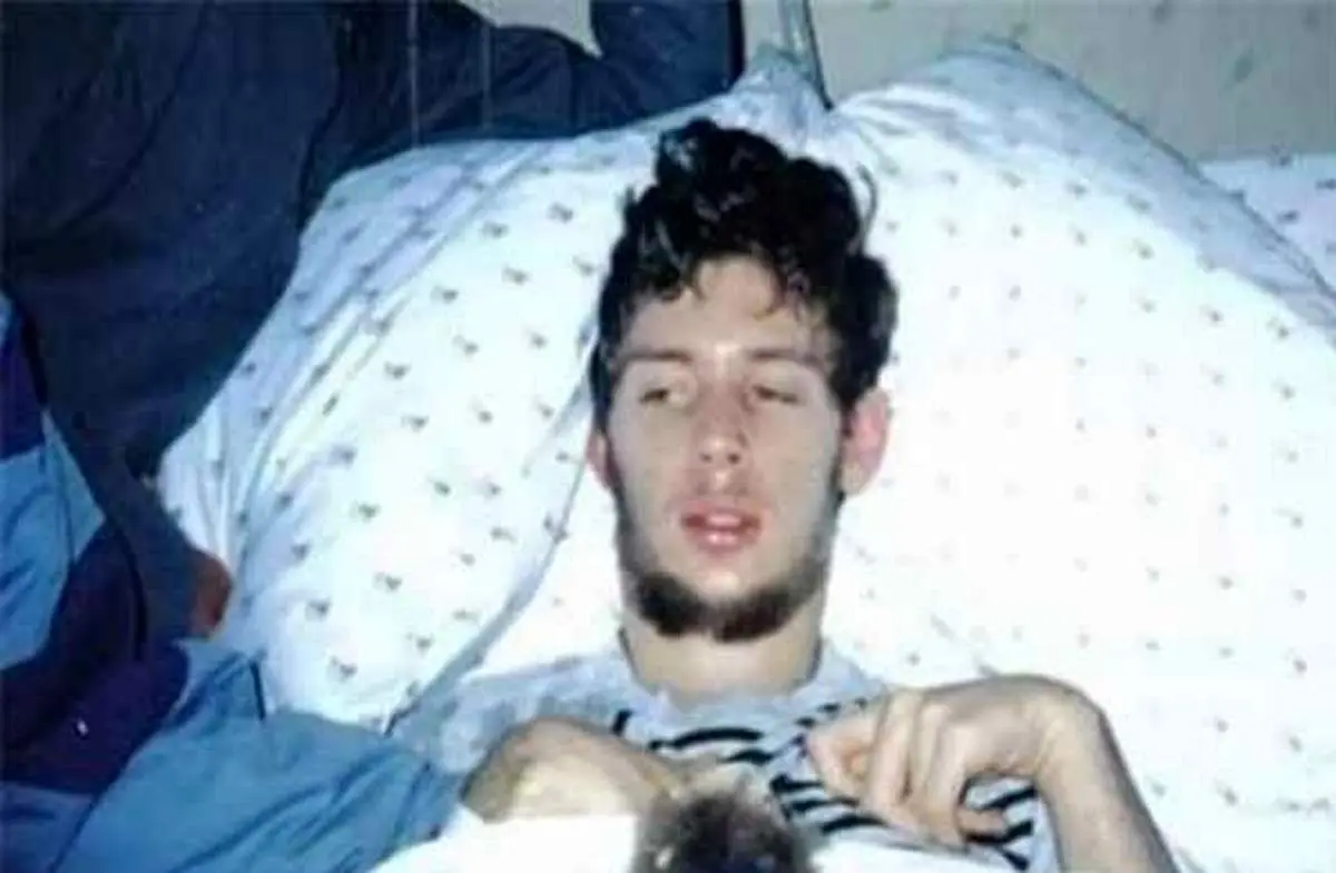 این مرد 12 سال خوابید!+ عکس