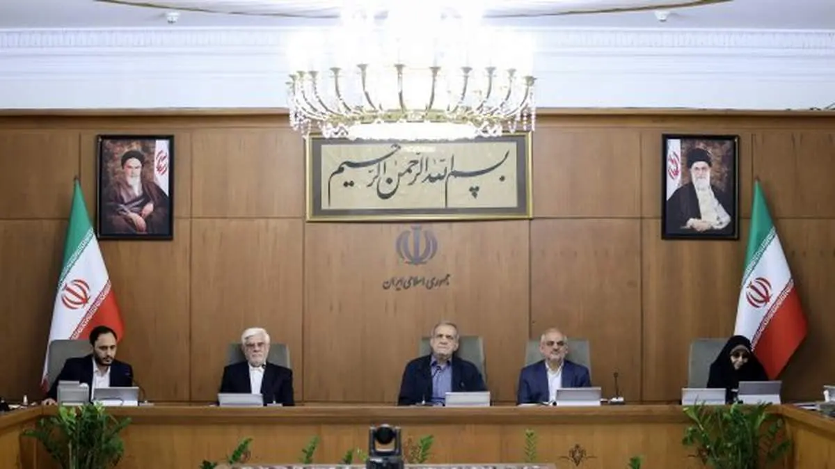 تجلیل پزشکیان از قهرمانان و مدال‌آواران کشور در مسابقات المپیک