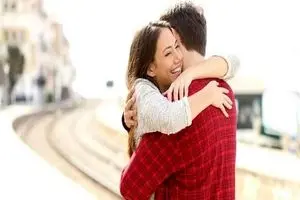 ۳ نشانه مهم رابطه عاشقانه که باید جدی گرفت