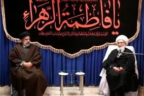 رئیس جمهور با آیت‌الله العظمی نوری همدانی دیدار کرد/ آیت الله نوری همدانی: ربا و ذلت‌پذیری از بالاترین گناهان است