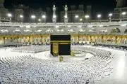 یک فرد عجیب در وسط مراسم حج ظاهر شد/ عکس