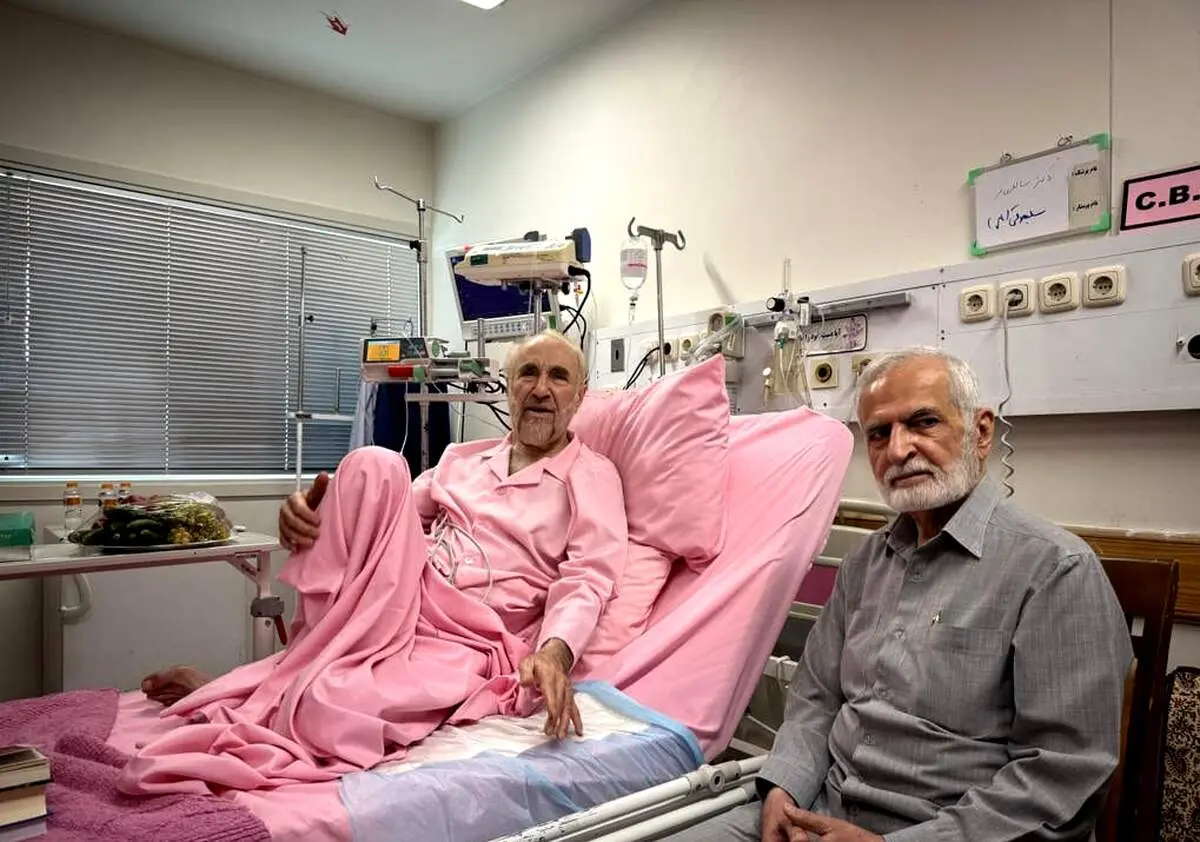 خاتمی از بیمارستان مرخص شد 