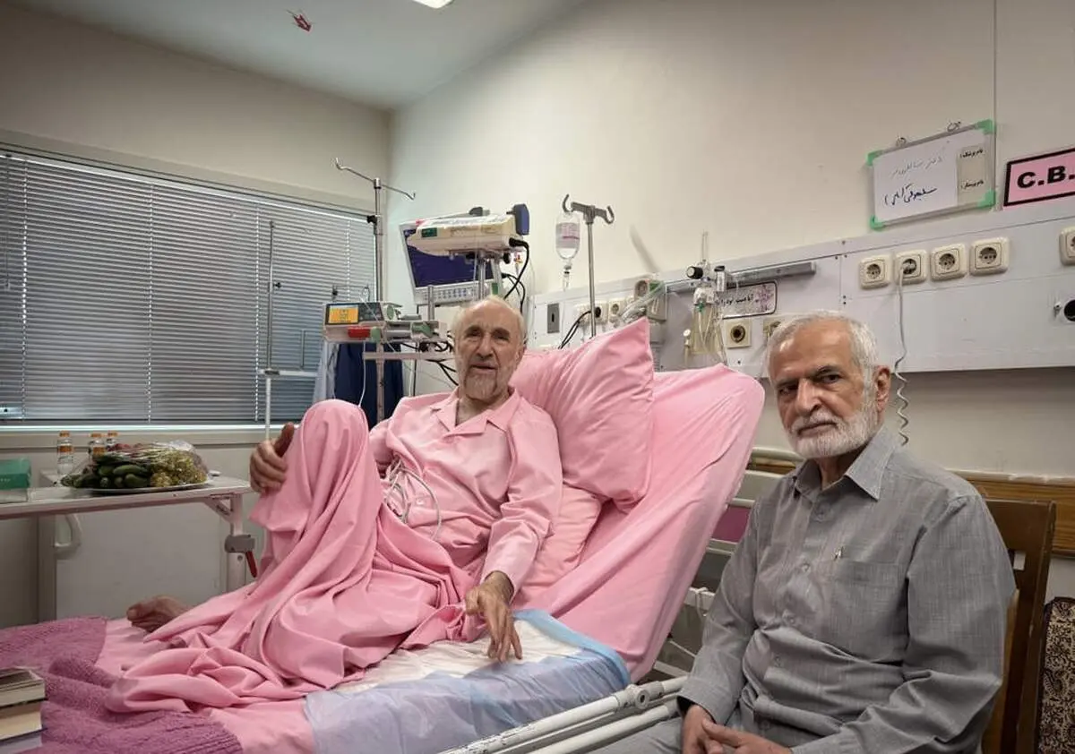 خاتمی از بیمارستان مرخص شد 