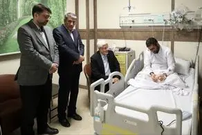 تصاویر دردناک از سقاب اصفهانی در سوگ درگذشت همسر و دخترش + عکس 