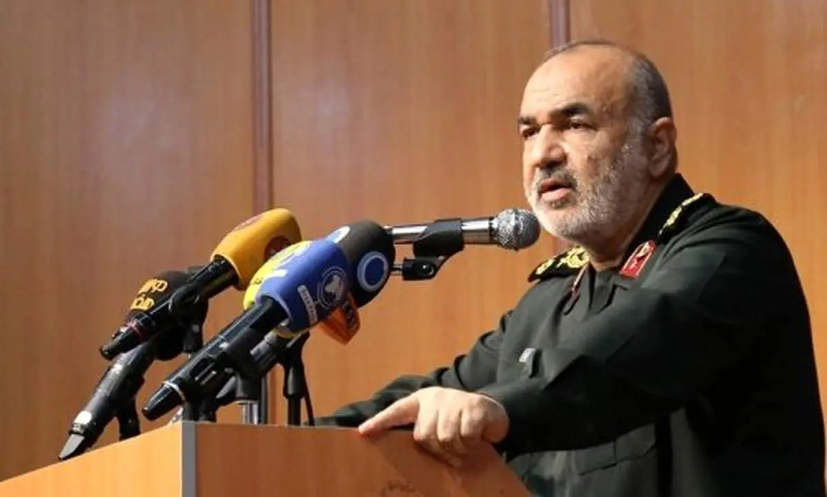 سردار سلامی: دنیای مستکبر تمرکز تبلیغاتی خویش را روی سپاه قرار داده است 