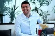 استقبال عجیب پرسپولیسی‌ها از سعید مهری با کتک!/ فیلم