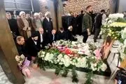 حضور سید علی خمینی در مزار شهید سیدحسن نصرالله