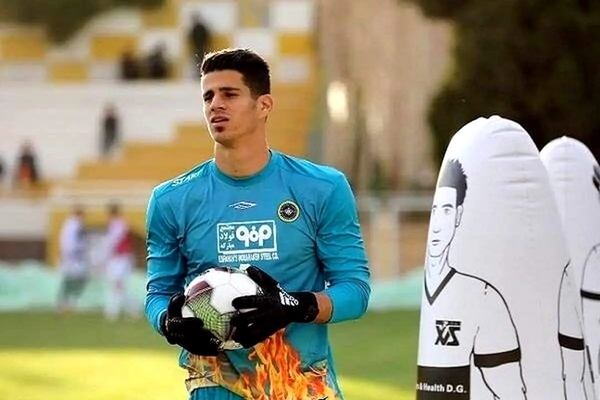 تماس دستیار یحیی با گلر مدنظر پرسپولیس