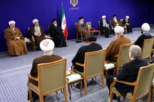 رهبر انقلاب: نامه آیت الله میلانی به امام(ره) در اوایل دهه ۴۰،یک سند معتبر تاریخی است