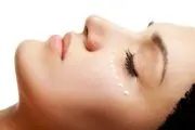 گودی زیر چشم را با این روش‌های خانگی و آسان درمان کنید