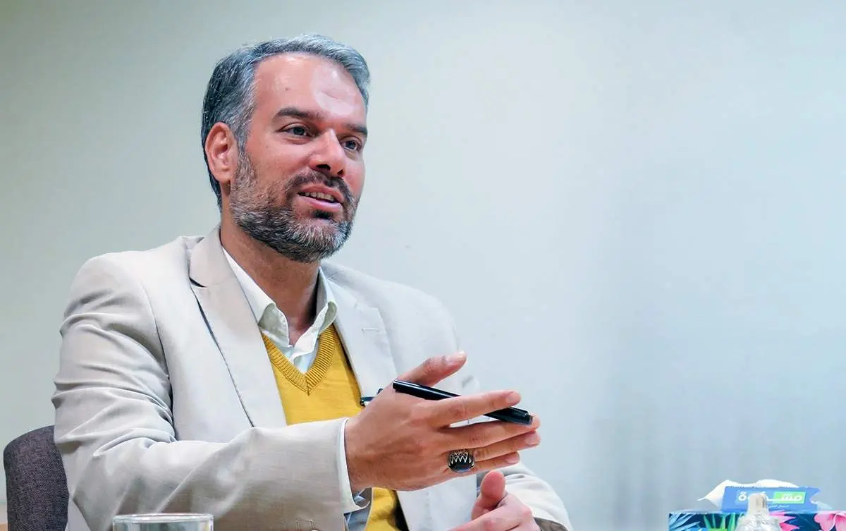 سخنان کوبنده نماینده مجلس: خودروسازان خیلی پدرسوخته و هفت خط روزگار هستند+ببینید 