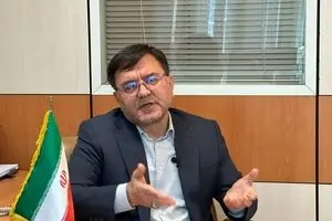 بهروز نعمتی: رییسی اعلام کند چند صفحه از ۷۰۰۰ صفحه برنامه را اجرا کرده است 