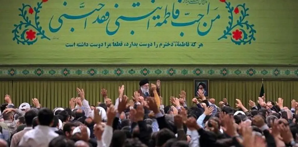 رهبر انقلاب: کمبودهای زیادی داریم اما کشور در حال پیشرفت است