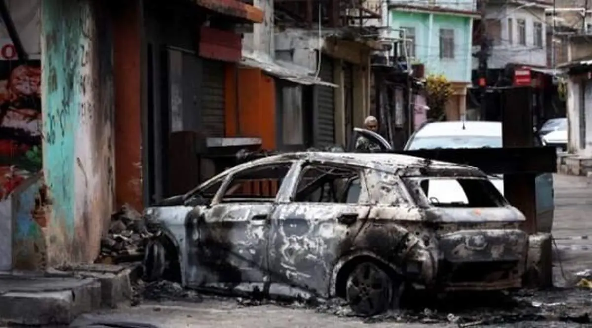 «ریودوژانیرو» جنگ به پا شد + عکس 