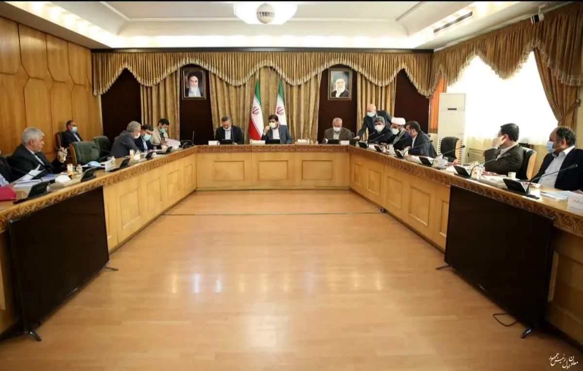 جلسه هماهنگی و بررسی اجرای طرح های اولویت دار استان قم برگزار شد