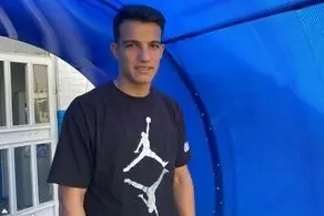 پدیده جنجالی استقلال هم در تمرین حاضر شد