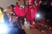 اولین تصاویر از محل حادثه واژگونى اتوبوس حامل دانش آموزان در کرمان/افزایش شمار مصدومان