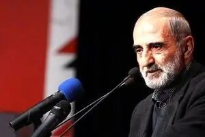 حسین شریعتمداری به تنظیمات کارخانه بازگشت 