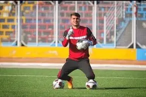 اختلافات داخلی باشگاه باعث جدایی گلر پرسپولیسی شد