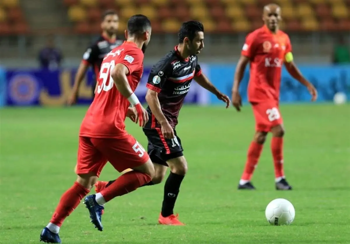 هافبک پرسپولیس، استقلالی میشود