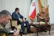دیدار علی لاریجانی با وزیر دفاع ارمنستان 