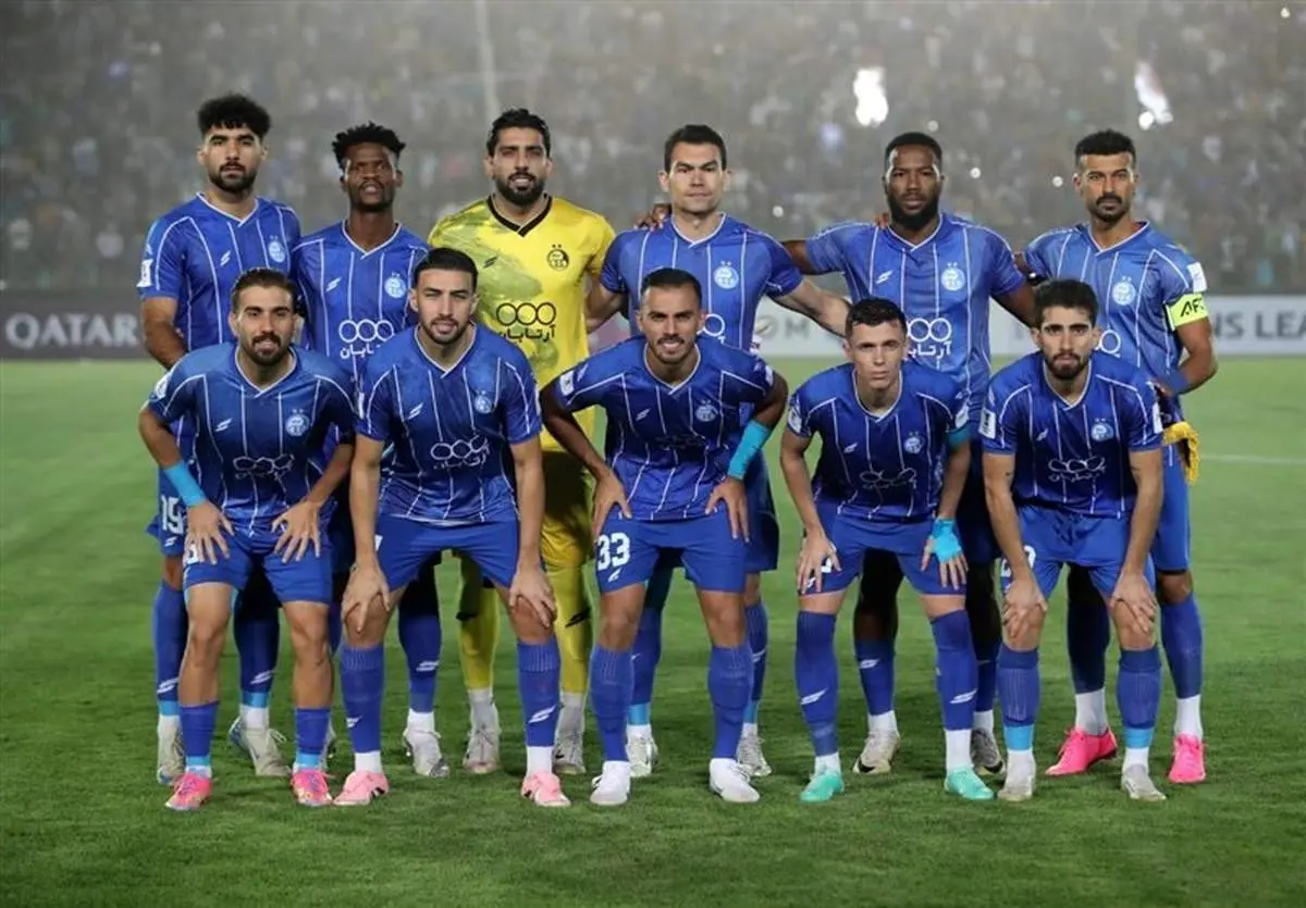 بازی استقلال و چادرملو با حواشی بزرگ شروع شد/ جانشین ساپینتو تشویق شد