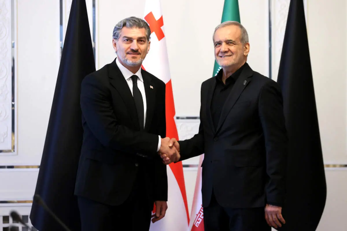رئیس جمهور گرجستان در دیدار پزشکیان: گرجستان در این روزهای دشوار در کنار ملت ایران قرار داشت