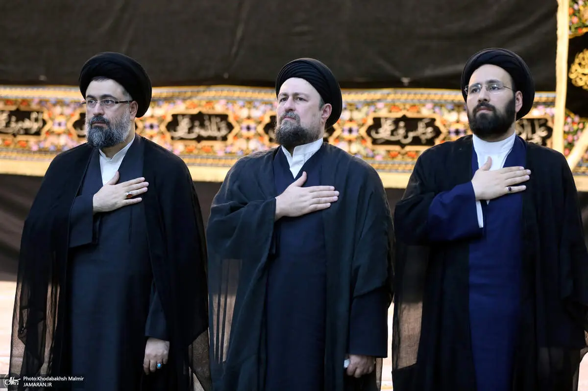 برادران سیدحسن خمینی در یک مراسم خاص و در یک قاب + ببینید