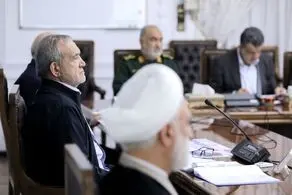 پزشکیان: اگر وقت دانش‌آموزان را با محتوای مناسب پر نکنیم، دشمنان این کار را می‌کنند 