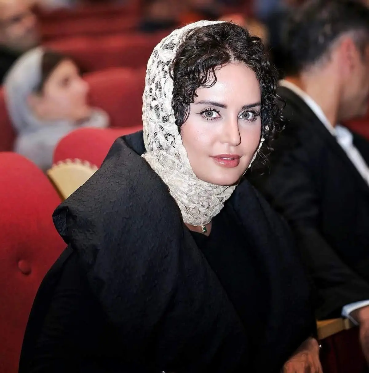 استایل زیبای صدف اسپهبدی و استایل زشت الناز شاکردوست سوژه شد!/ عکس