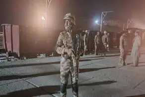 آزادی ۱۵۵ مسافر قطار از چنگ تروریست‌ها + جزییات 