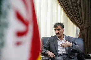 دلار در حال رکوردشکنی/ چرا امروز دلار گران شد؟
