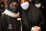 برای خواهرم زینب سلیمانی و آیفونی که در دست داشت