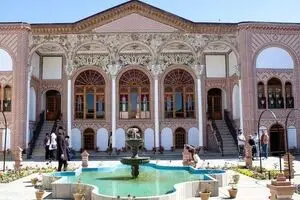 بلایی عدم رعایت حجاب سر هتل سنتی تبریز آورد!