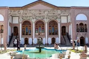 بلایی عدم رعایت حجاب سر هتل سنتی تبریز آورد!