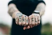  زن محجبه با تتوهای صورت در تلویزیون خبرساز شد/ فیلم
