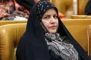 ریحانه سادات دختر  آیت الله ابراهیم رئیسی و آقای نیلی همسر ایشان است