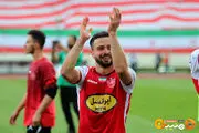 تماشایی ترین صحنه دیدار پرسپولیس - تراکتور؛ بوسه سروش رفیعی به تصویر دو دخترش + عکس