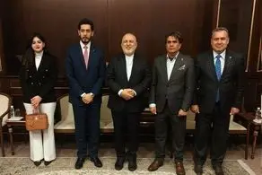 دیدار ظریف و اعضای اندیشکده مجمع امور خارجی عراق