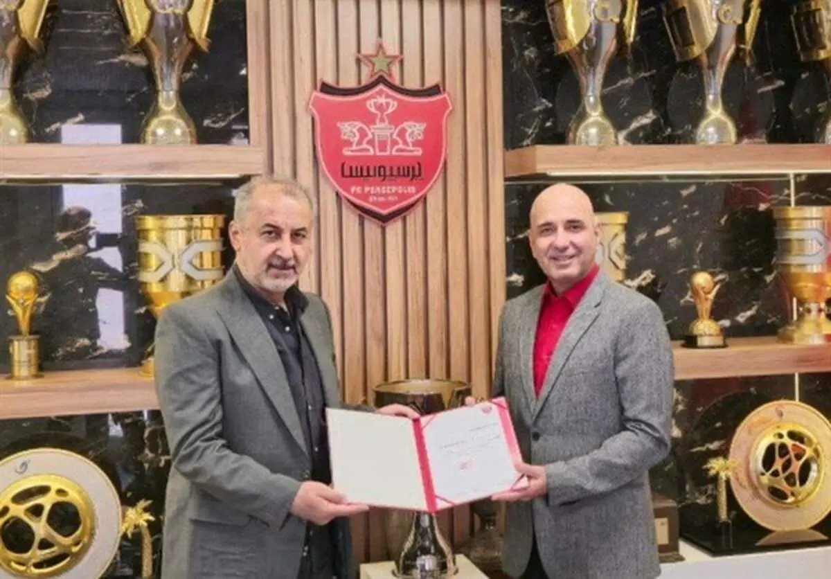 پزشک باشگاه پرسپولیس قلابی از آب درآمد

