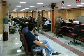 برخی بانک‌ها جریمه دیرکرد اقساط وام‌ها را می‌بخشند