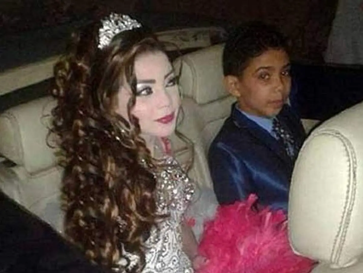 خوشحالی داماد 12ساله از ازدواج با دخترعموی 11 سالهاش! عکس