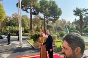 وزیر امور خارجه: اقدام آژانس بین‌المللی انرژی اتمی غیرسازنده بود| وزیر امور خارجه عمان: هر گونه خشونت را رد می‌کنیم