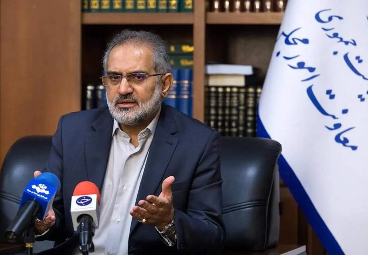 برخی در دولت معتقدند فعلاً گوش شنوایی در دانشگاهها وجود ندارد بلکه می خواهند فحش بدهند