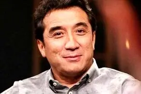 AFC برای خداداد عزیزی سنگ تمام گذاشت /خداداد شگفت زده شد ! + عکس