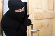 کار بی‌رحمانه‌ای که این مردان در خانه زن نابینا کردند