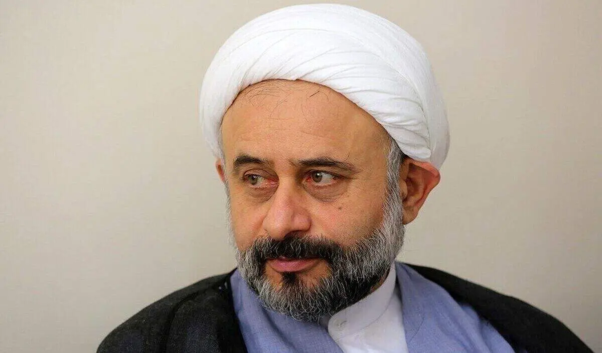 عکسی از پوشش متفاوت روحانی معروف پر بازدید شد/ عکس