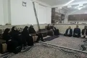 دیدار دختر رئیس جمهور با خانواده دانش‌ آموزان جانباخته کرمانی 