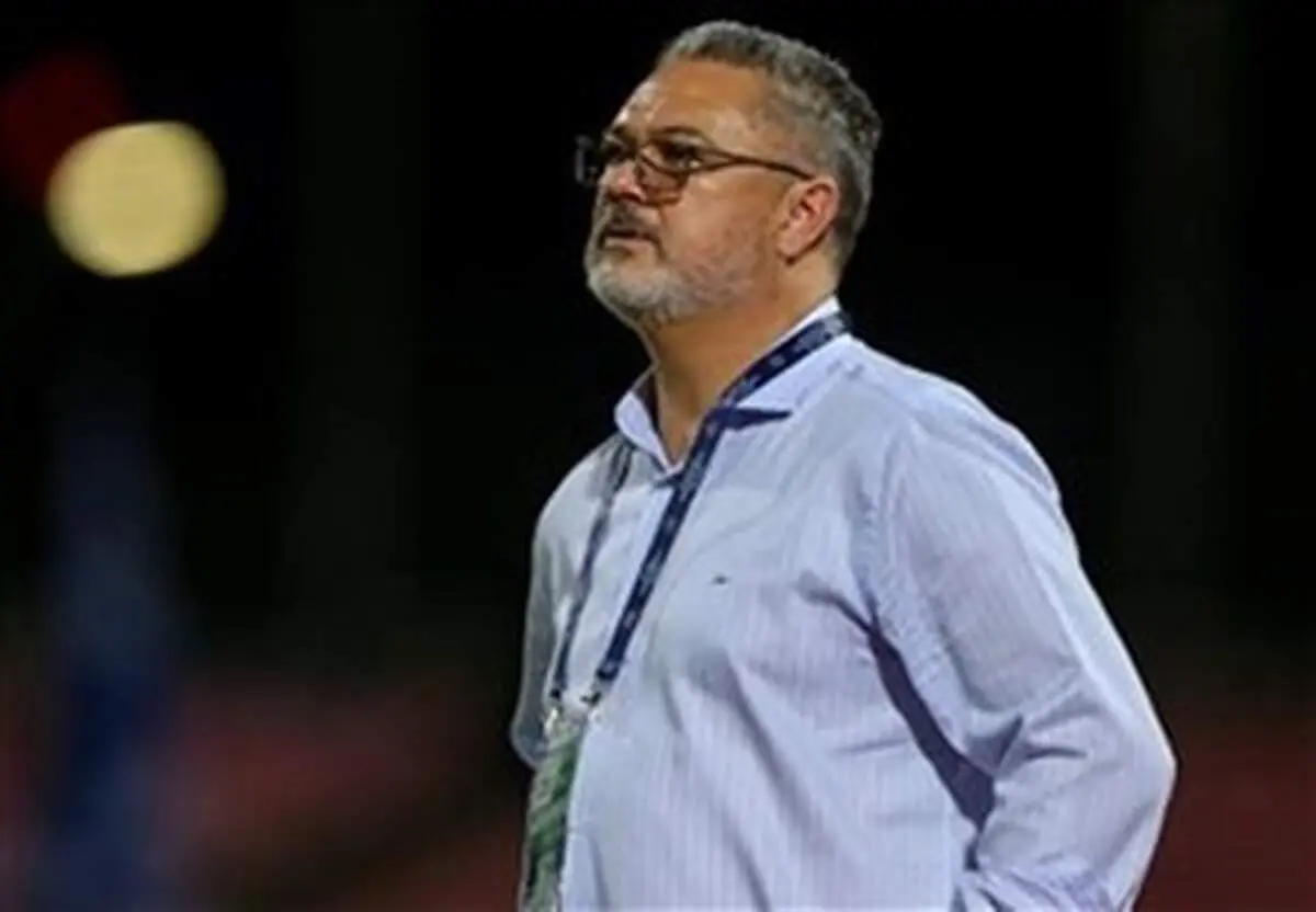 سرمربی الهلال اخراج شد