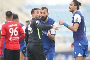 سوت دربی در دهان بهترین داور حال حاضر فوتبال ایران!